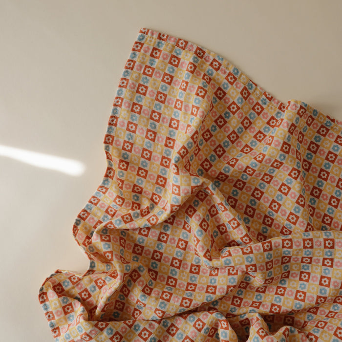 Mushie Organic Cotton Muslin Swaddle Blanket