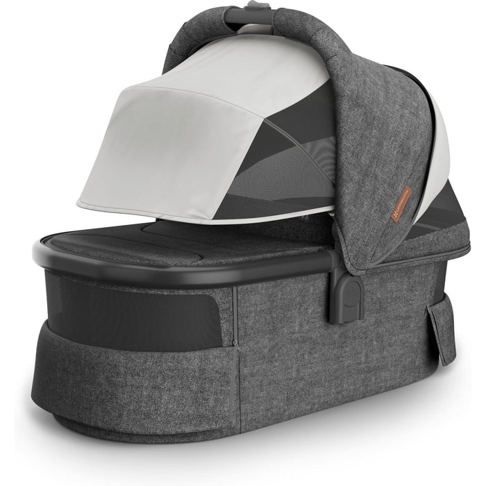 does uppababy bassinet come with cover UPPAbaby Bassinet V3 - Greyson - Charcoal Mélange