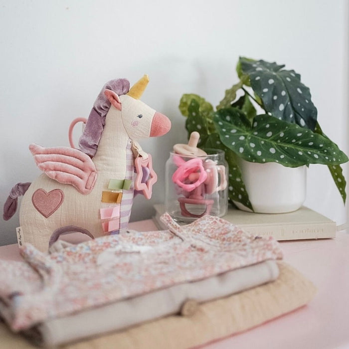 Itzy Ritzy Link & Love Teething Activity Toy | Unicorn