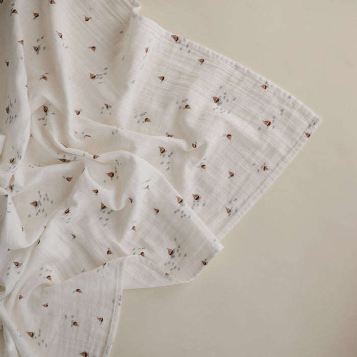 Mushie Organic Cotton Muslin Swaddle Blanket