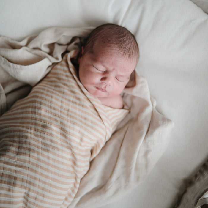 Mushie Organic Cotton Muslin Swaddle Blanket