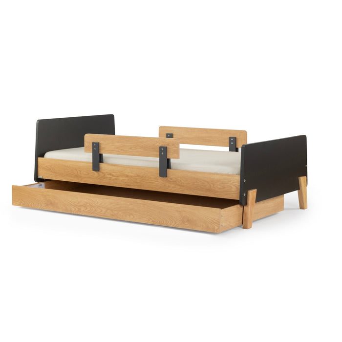 Dadada Fun Twin Bed